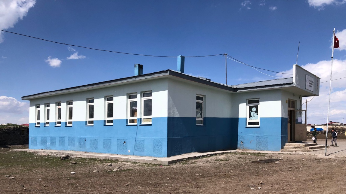 Şaban İlkokulu KARS KAĞIZMAN