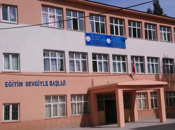 VALİ M. LÜTFULLAH BİLGİN ORTAOKULU HAKKARİ MERKEZ