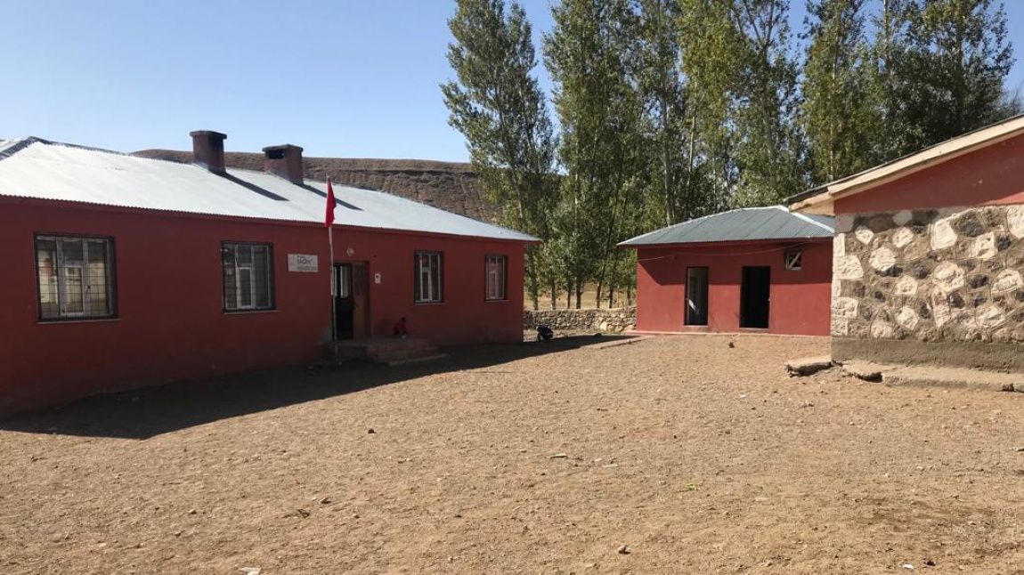 Saçan İlkokulu VAN BAŞKALE