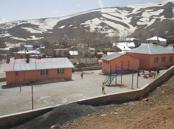 Ağaçlık ilkokulu VAN ÇATAK