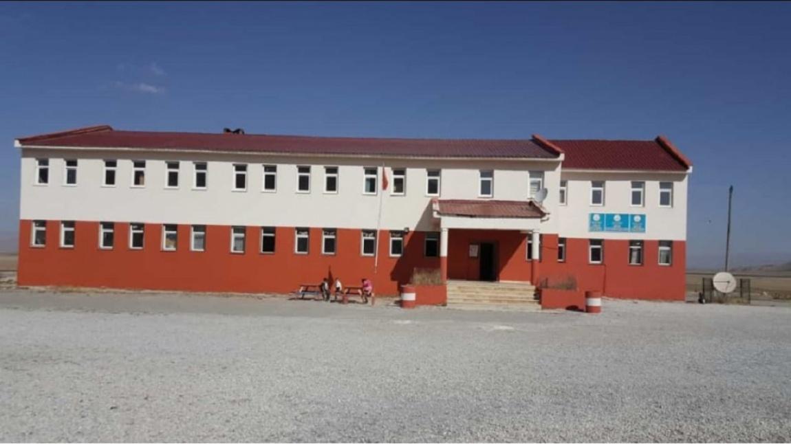 Kilimli İlkokulu VAN ÇALDIRAN