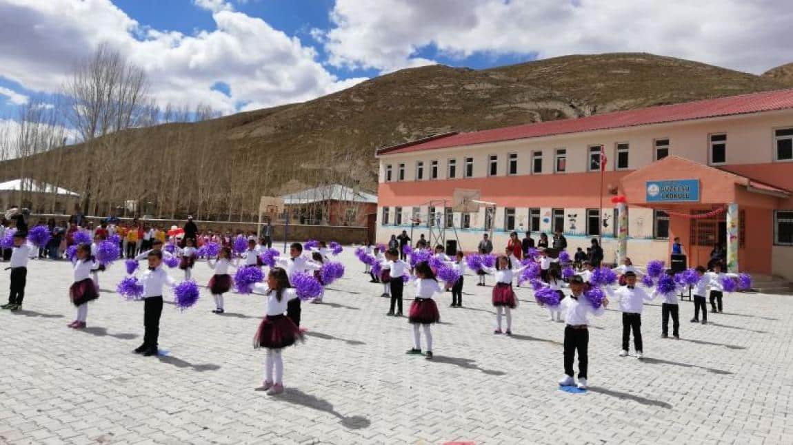 Hoşab İlkokulu VAN GÜRPINAR