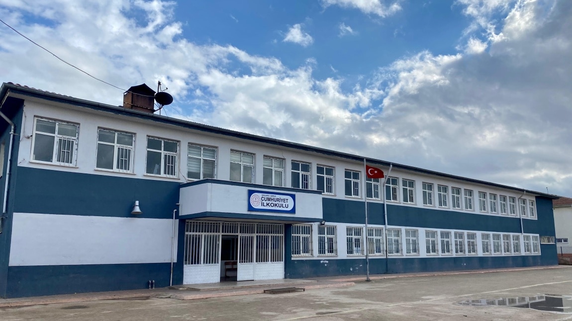 Cumhuriyet İlkokulu ŞANLIURFA HARRAN