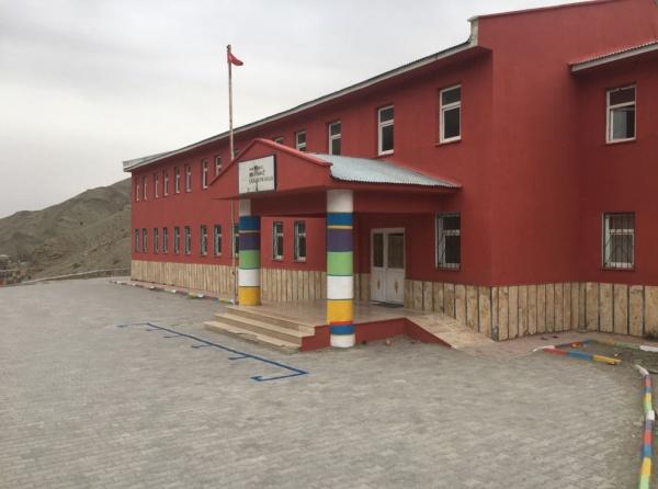 Esenyamaç Ortaokulu VAN BAŞKALE