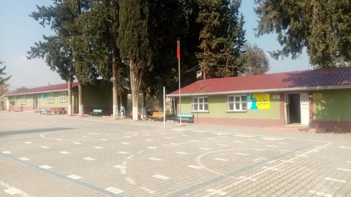 Baklalı Emin Veyisoğulları Ortaokulu ADANA SARIÇAM