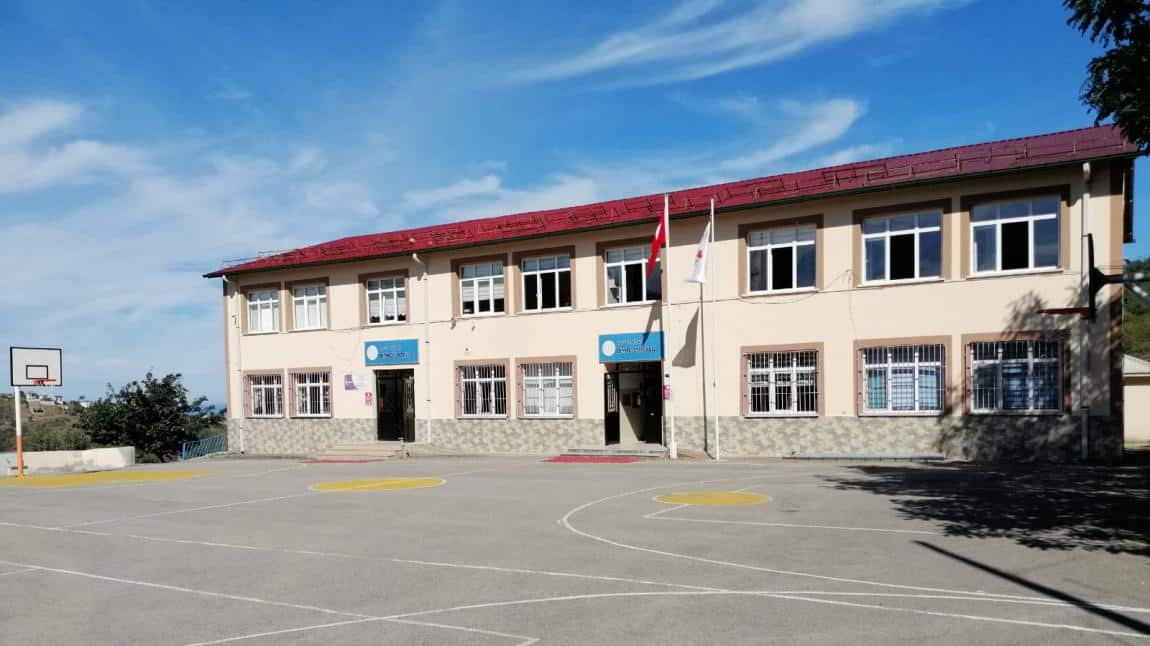 Demirci Ortaokulu TRABZON AKÇAABAT