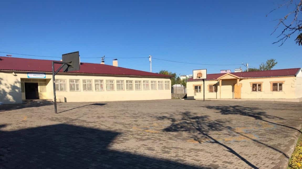 Pirinçlik İlkokulu DİYARBAKIR KAYAPINAR