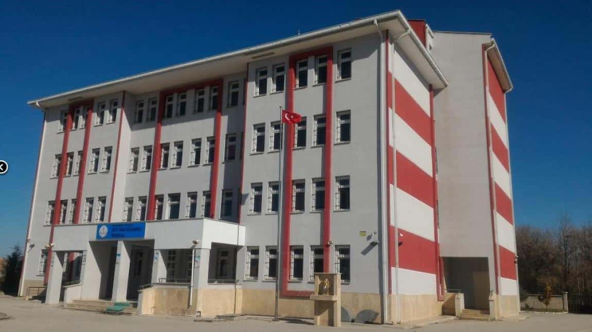 Çoğlu Şehit İshak Sağlamoğlu Ortaokulu KARAMAN MERKEZ