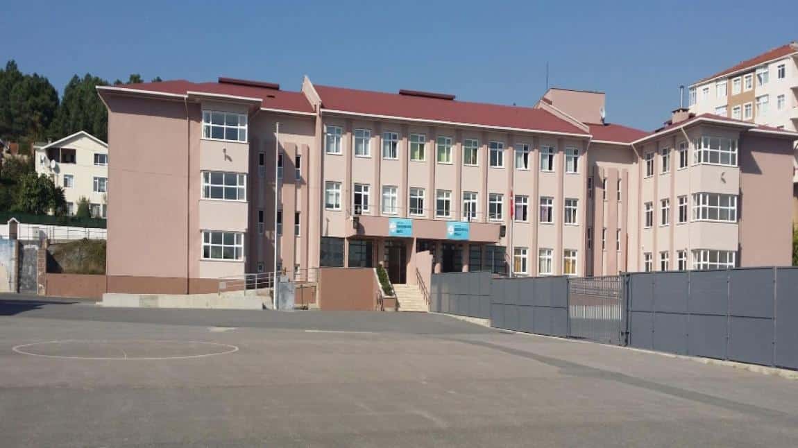 Türker İnanoğlu İlkokulu İSTANBUL BEYKOZ