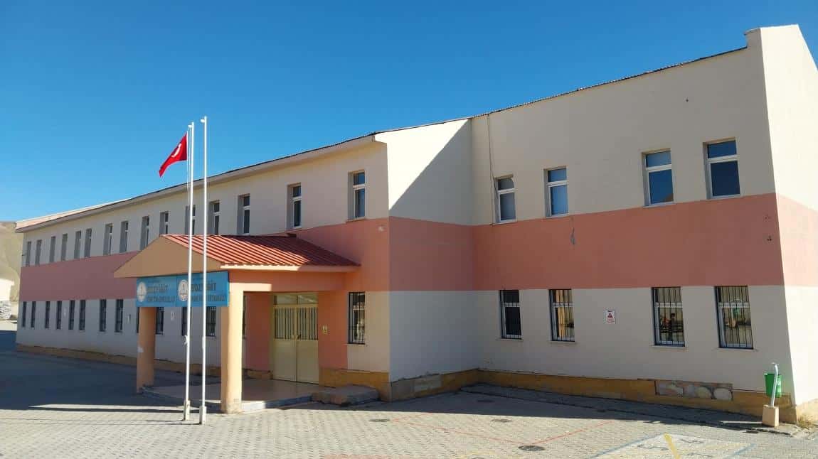 Bozyiğit Ortaokulu VAN GÜRPINAR