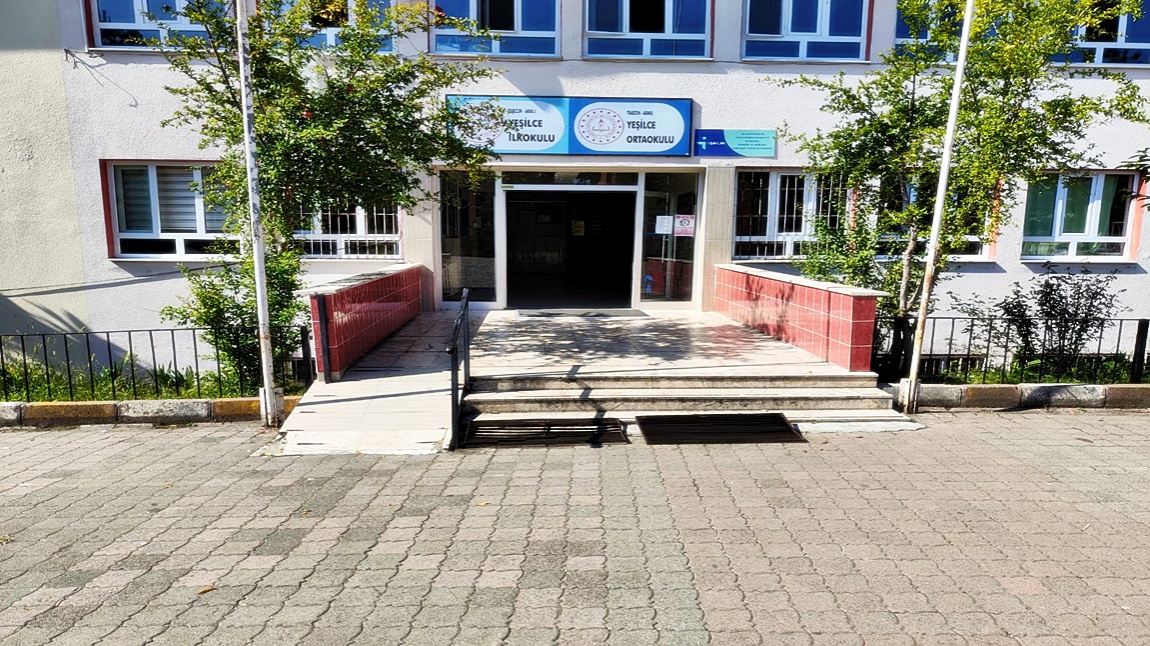 Yeşilce Ortaokulu TRABZON ARAKLI