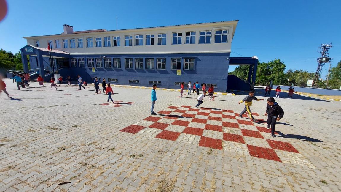 Sarmansuyu İlkokulu VAN EDREMİT