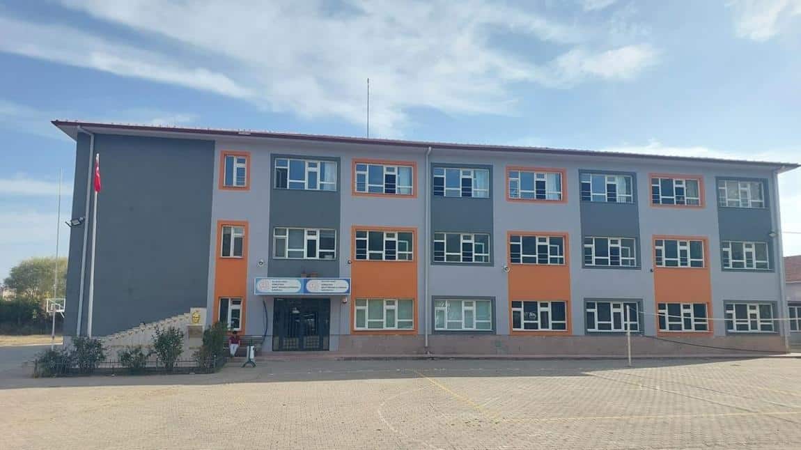 Gökçeyazı Şehit Rıdvan Çetinkaya İlkokulu BALIKESİR İVRİNDİ