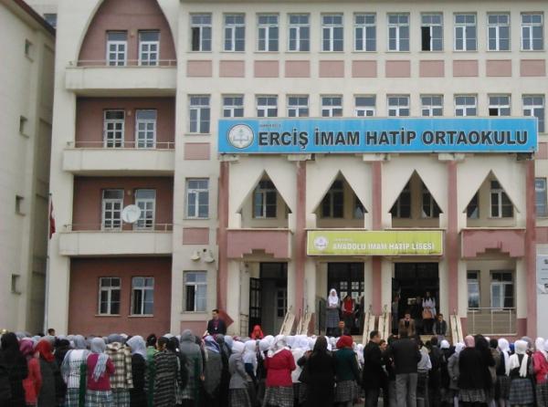 Şehit Ramazan Keserci İmam Hatip Ortaokulu VAN ERCİŞ