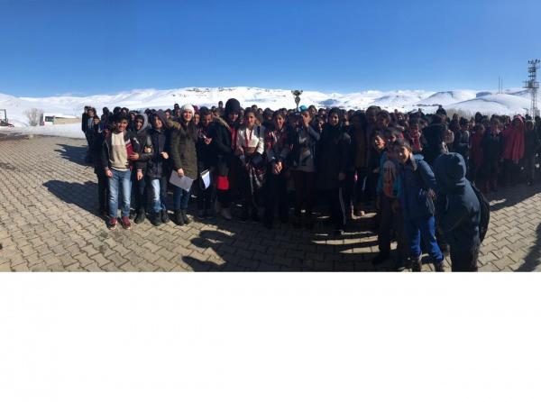 Yukarı Gözlüce Öğretmen Burçin Özdemir Ortaokulu AĞRI HAMUR