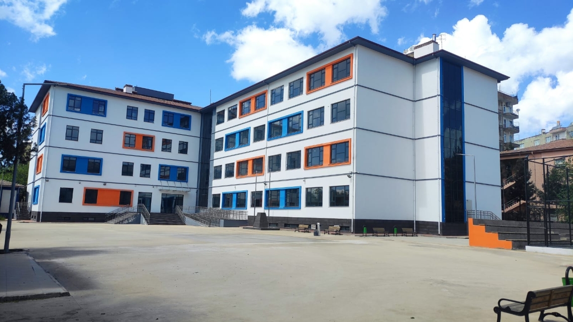 İnönü Ortaokulu DİYARBAKIR YENİŞEHİR