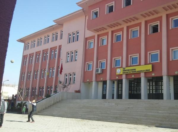 Zübeyde Hanım Kız Mesleki ve Teknik Anadolu Lisesi SİİRT MERKEZ