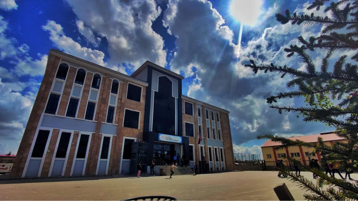 Asim özden Yatılı Bölge Ortaokulu SİVAS İMRANLI