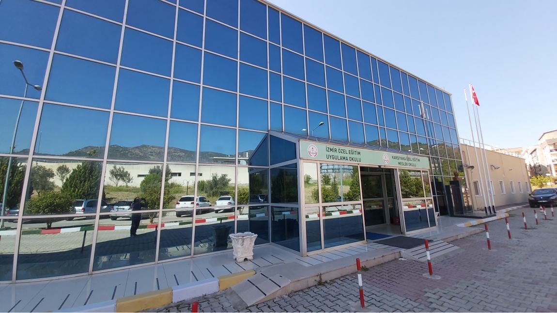 İzmir Özel Eğitim Uygulama Okulu III. Kademe İZMİR KARŞIYAKA