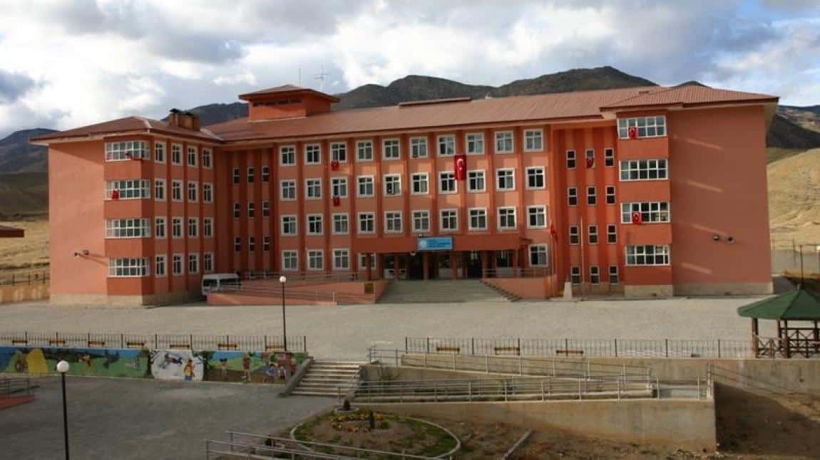 Borsa İstanbul Yatılı Bölge Ortaokulu ERZURUM OLTU