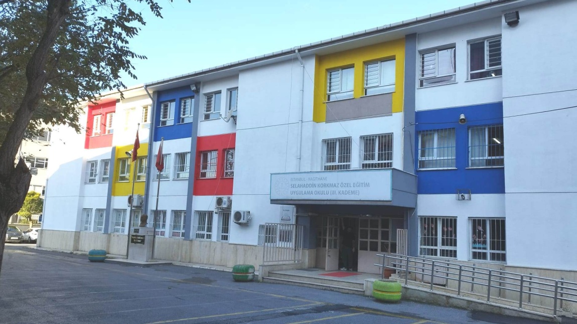 Selahaddin Korkmaz Özel Eğitim Uygulama Okulu III. Kademe İSTANBUL KAĞITHANE