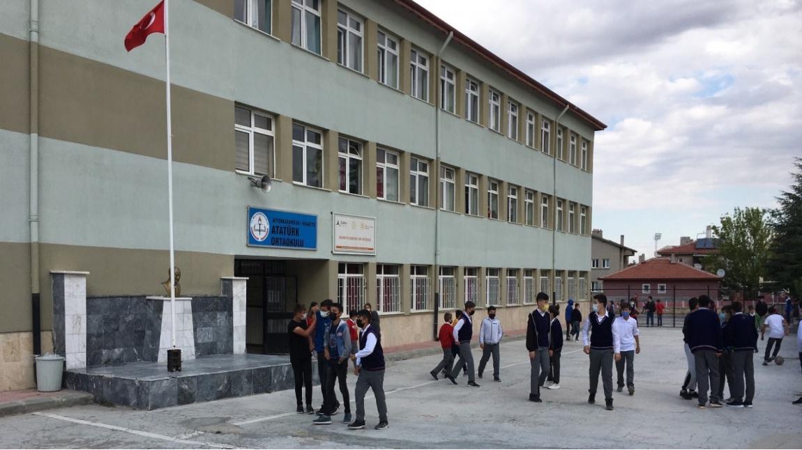 Atatürk  Ortaokulu AFYONKARAHİSAR İHSANİYE