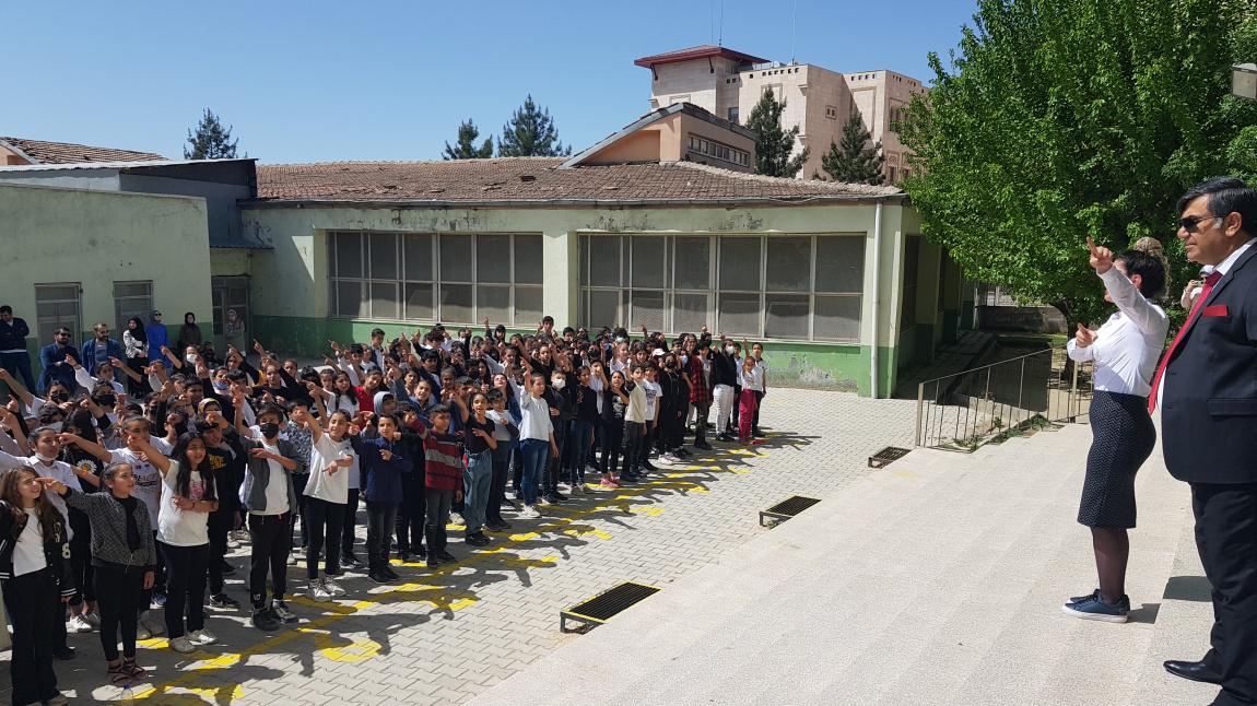 Merkez Borsa İstanbul Ortaokulu SİİRT MERKEZ