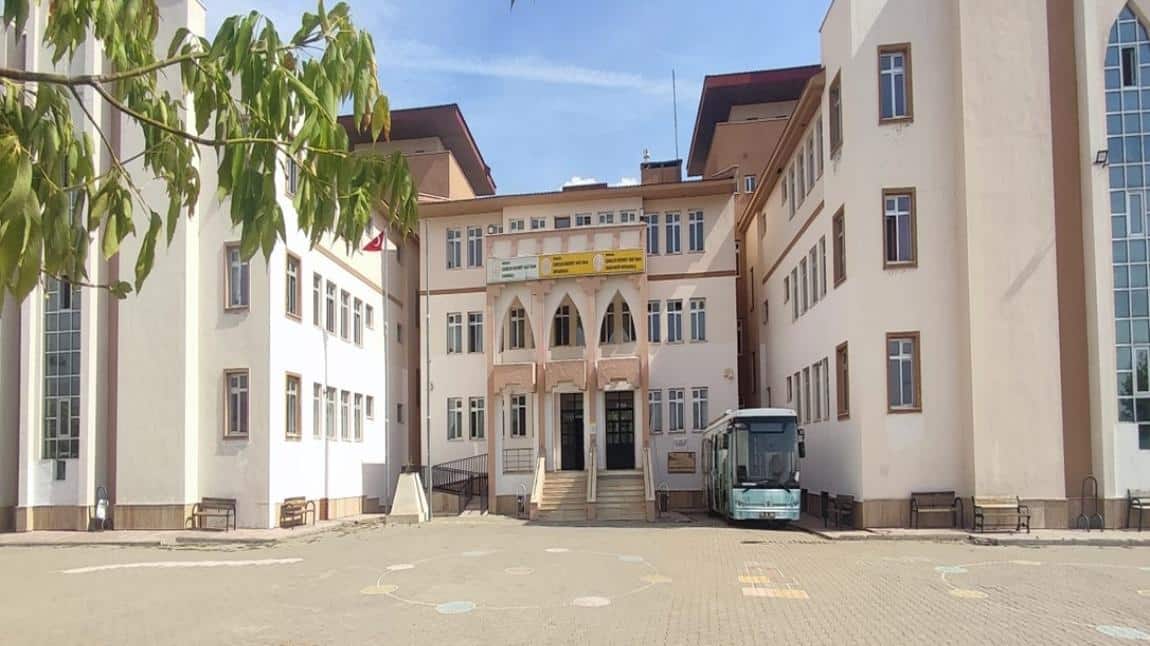 İçmeler Mehmet Akif İnan İlkokulu BİNGÖL MERKEZ