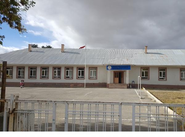 Çayırlı İmam Hatip Ortaokulu ERZİNCAN ÇAYIRLI