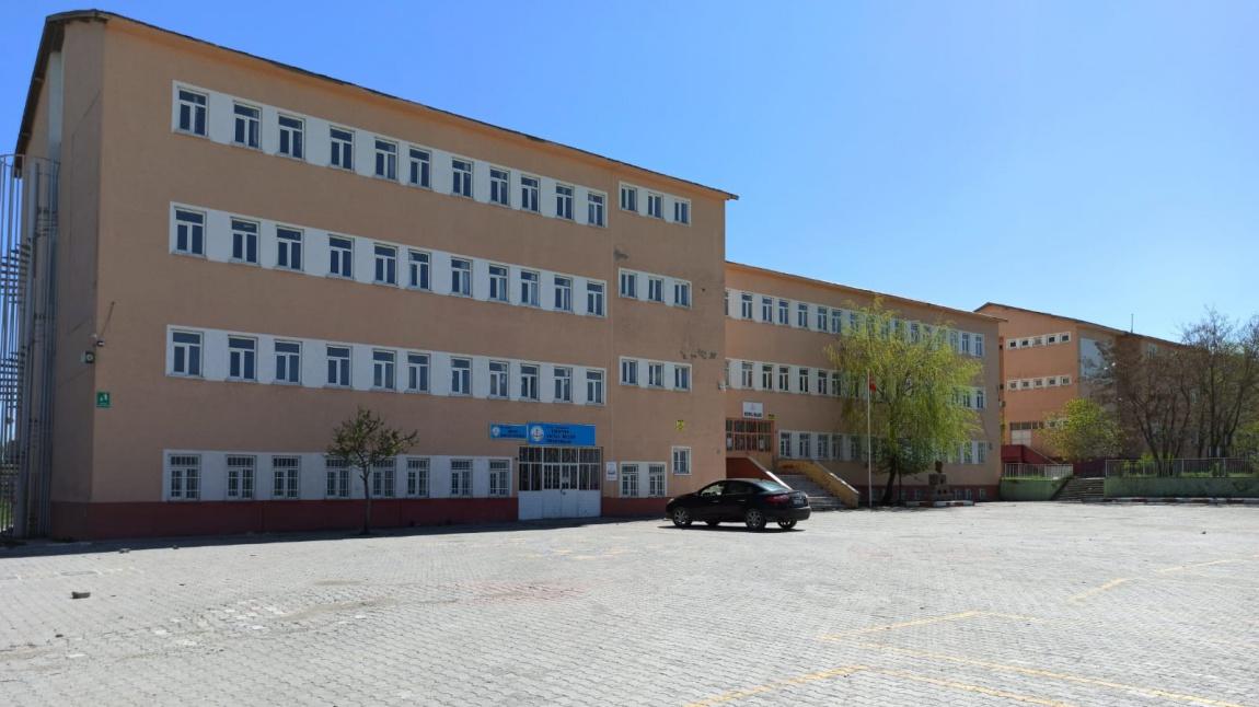 Erentepe İmam Hatip Ortaokulu MUŞ BULANIK