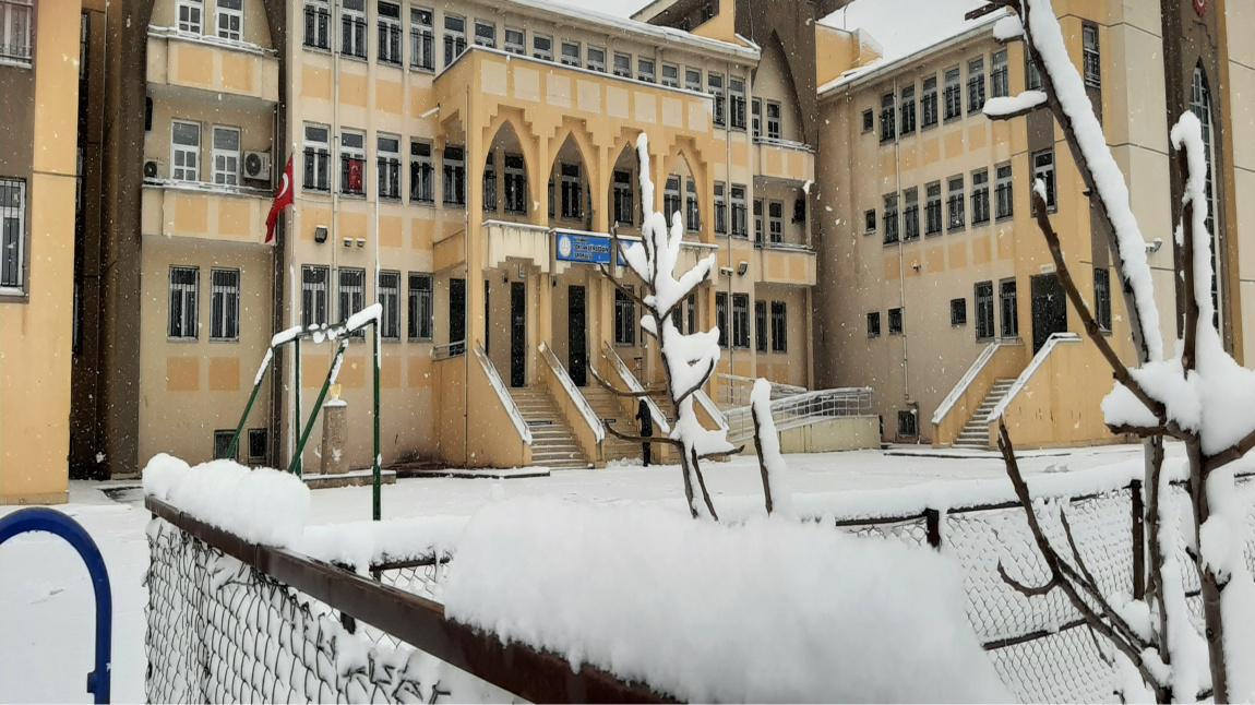 TOKİ Akşemseddin Ortaokulu ADIYAMAN MERKEZ