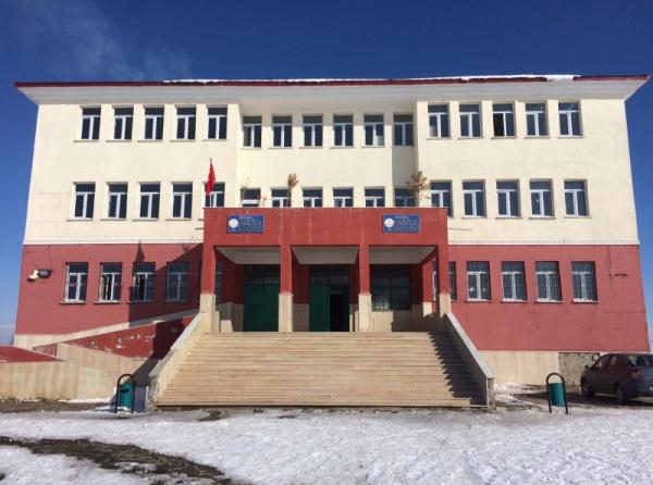 Demirören Ortaokulu AĞRI PATNOS