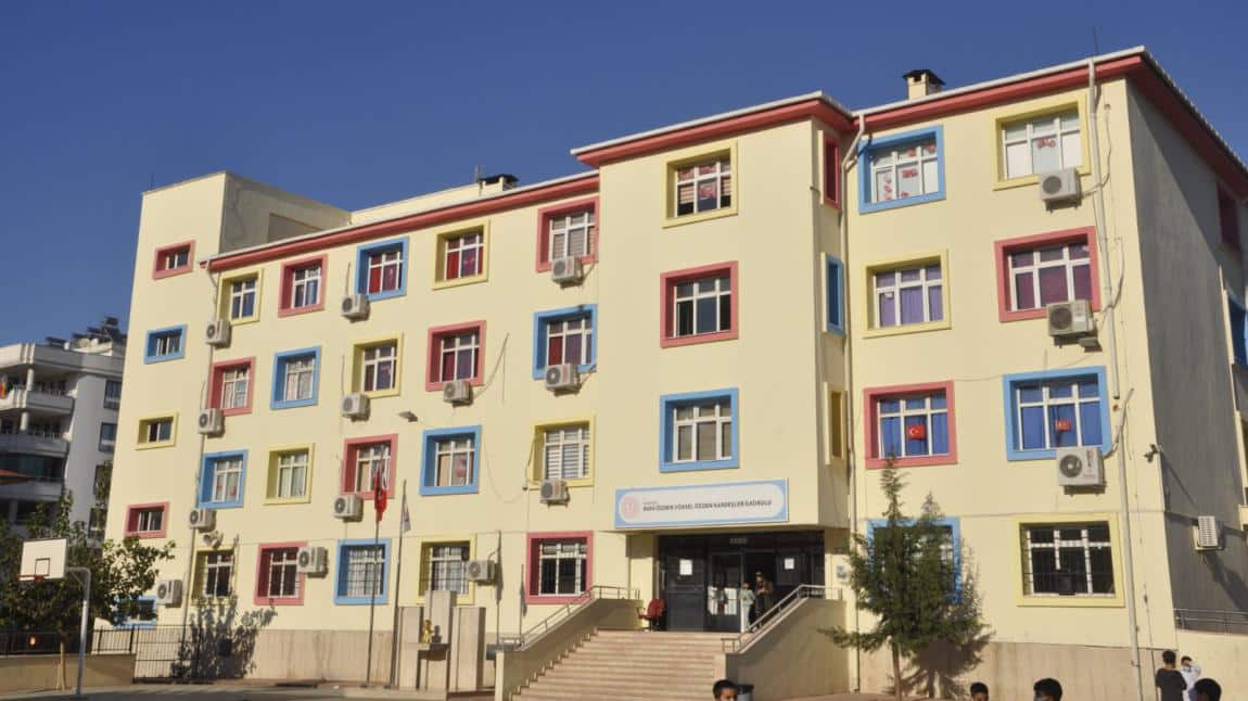 Ruhi Özden- Yüksel Özden Kardeşler İlkokulu OSMANİYE MERKEZ