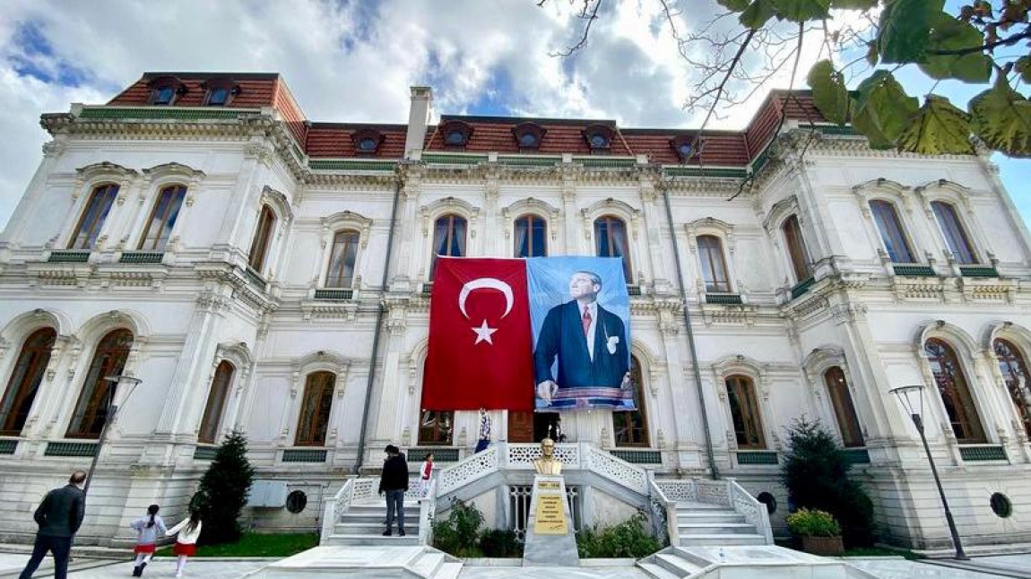 Üsküdar Adile Sultan Kasrı Öğretmenevi ve Akşam Sanat Okulu İSTANBUL ÜSKÜDAR