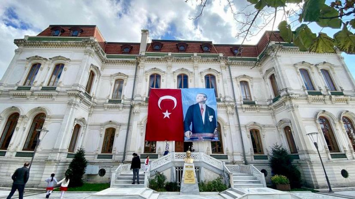 Adile Sultan Kasrı Öğretmenevi ve Akşam Sanat Okulu İSTANBUL ÜSKÜDAR