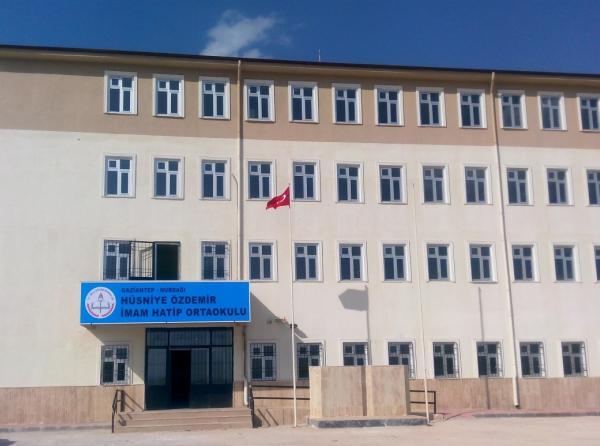 Hüsniye Özdemir İmam Hatip Ortaokulu GAZİANTEP NURDAĞI