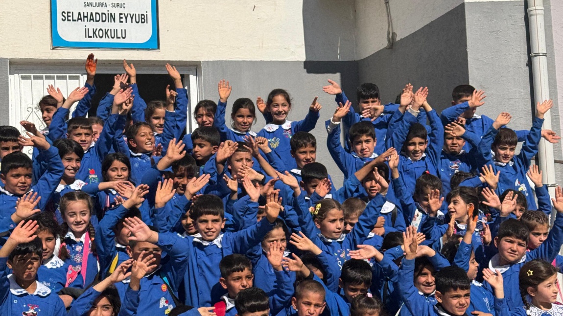Selahaddin Eyyubi İlkokulu ŞANLIURFA SURUÇ