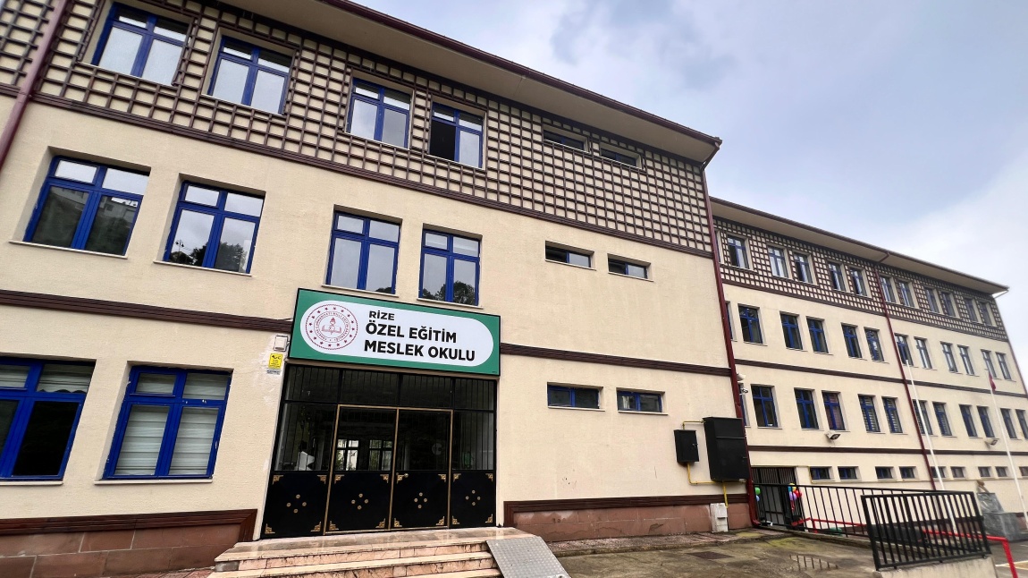 Şehit İbrahim Meral Özel Eğitim Meslek Okulu RİZE MERKEZ