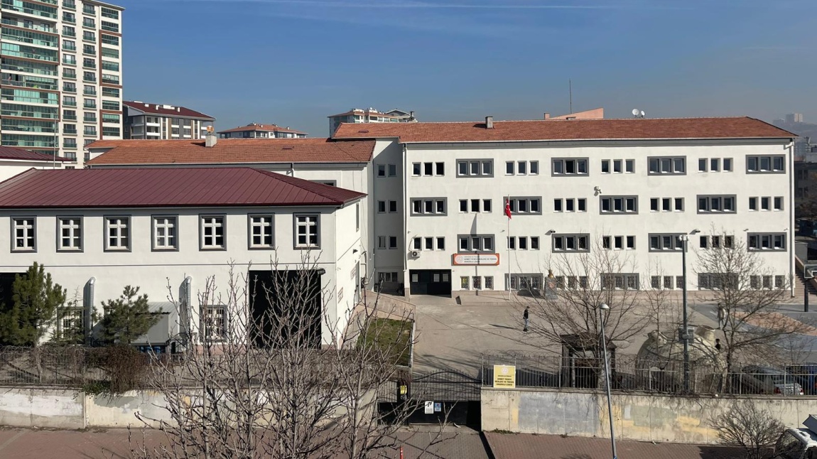 Ahmet Yesevi Mesleki ve Teknik Anadolu Lisesi ANKARA ALTINDAĞ