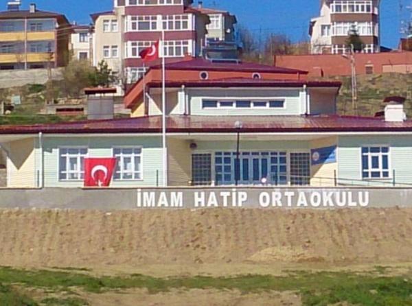 Şehit Hami Önge İmam Hatip Ortaokulu SİVAS GÖLOVA