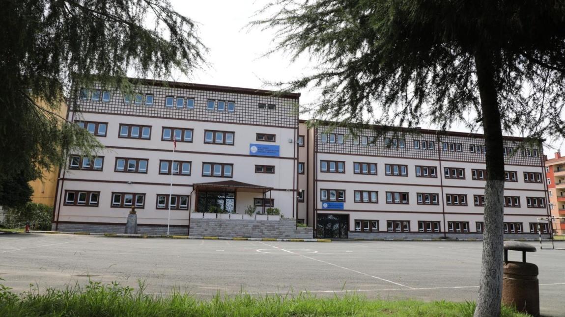 Mahmut Celalettin ÖKTEN İmam Hatip Ortaokulu RİZE MERKEZ