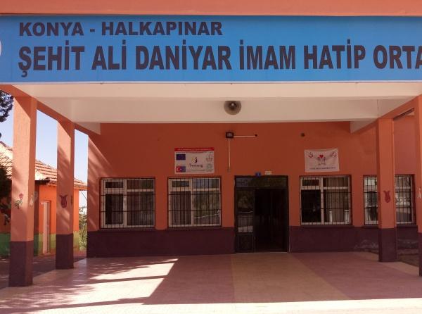 Şehit Ali Daniyar İmam Hatip Ortaokulu KONYA HALKAPINAR