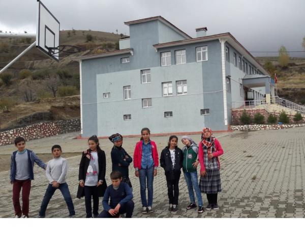 Karakaş Hüseyin Zati Yıldırım Ortaokulu ELAZIĞ ARICAK