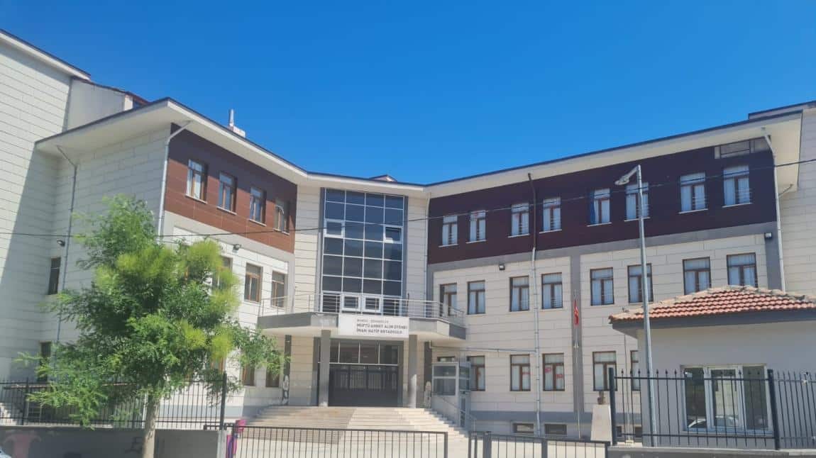 Müftü Ahmet Alim Efendi İmam Hatip Ortaokulu MANİSA ŞEHZADELER