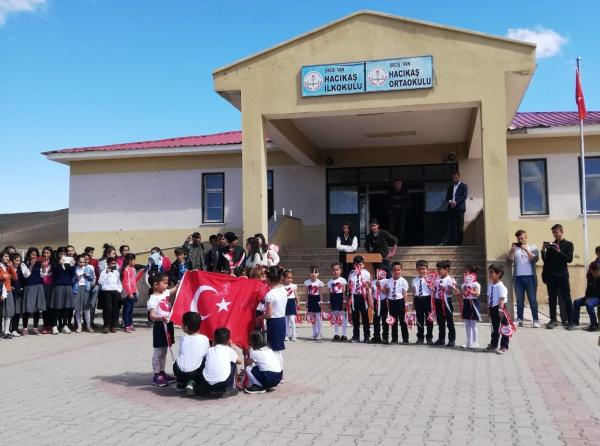 Hacıkaş Ortaokulu VAN ERCİŞ