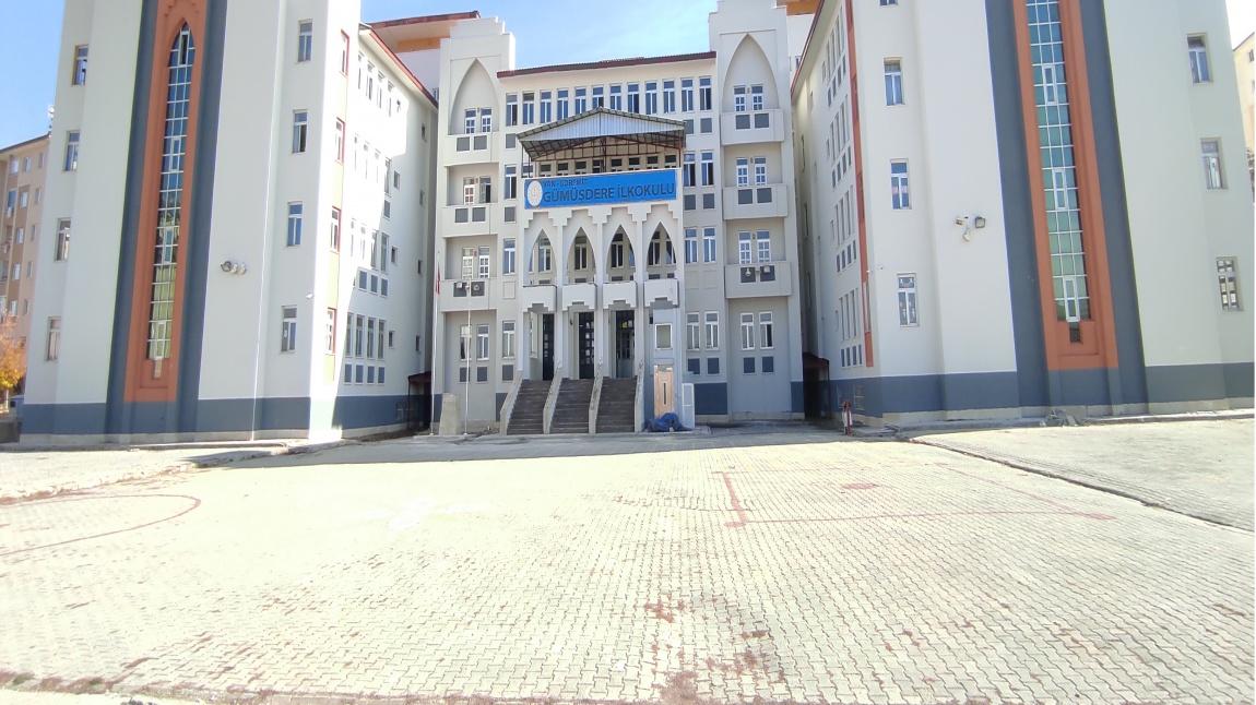 Gümüşdere İlkokulu VAN EDREMİT