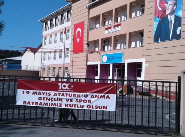 Prof. Ali Kemal Yiğitoğlu Ortaokulu İSTANBUL SARIYER