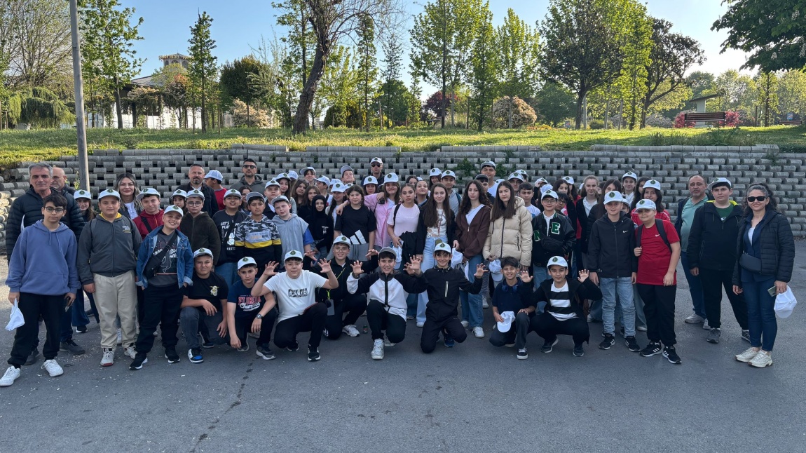 Mualla Ersezgin Ortaokulu İZMİR BERGAMA