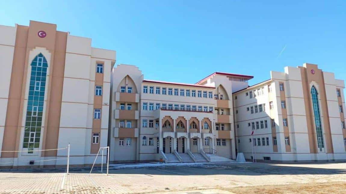 TOKİ Ortaokulu BİTLİS MERKEZ