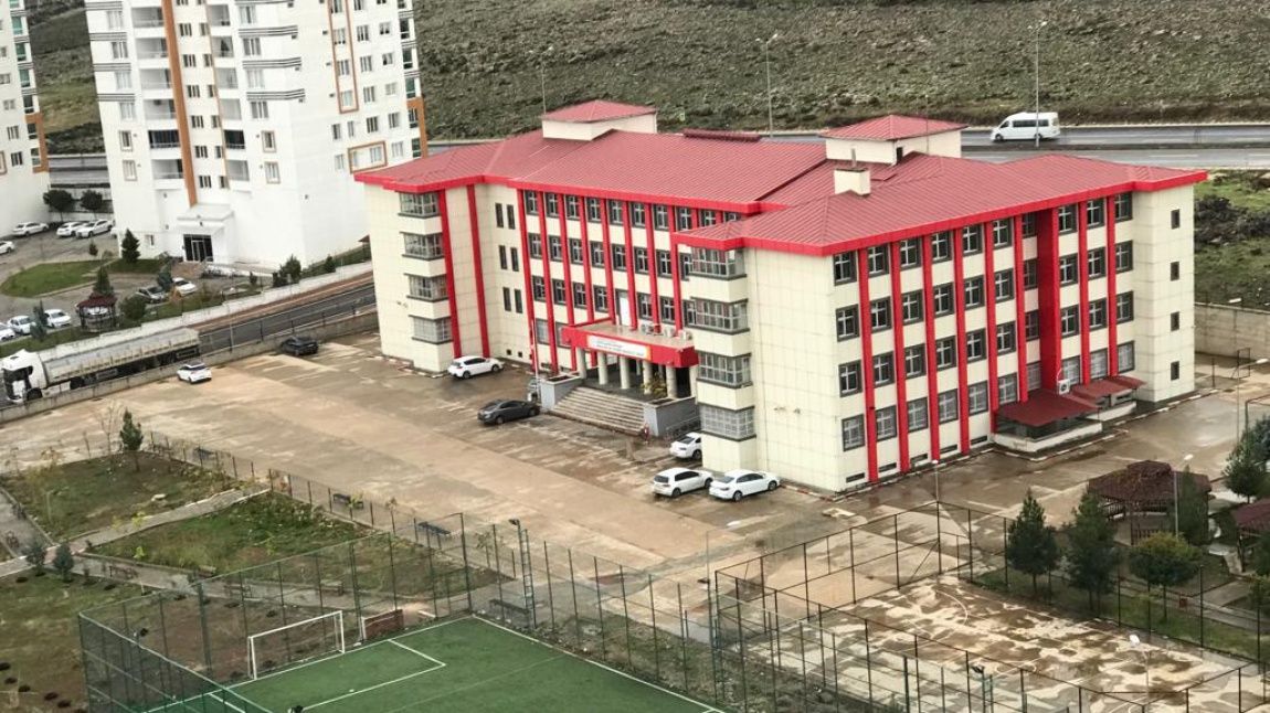 Eren Şahin Eronat Mesleki ve Teknik Anadolu Lisesi DİYARBAKIR KAYAPINAR